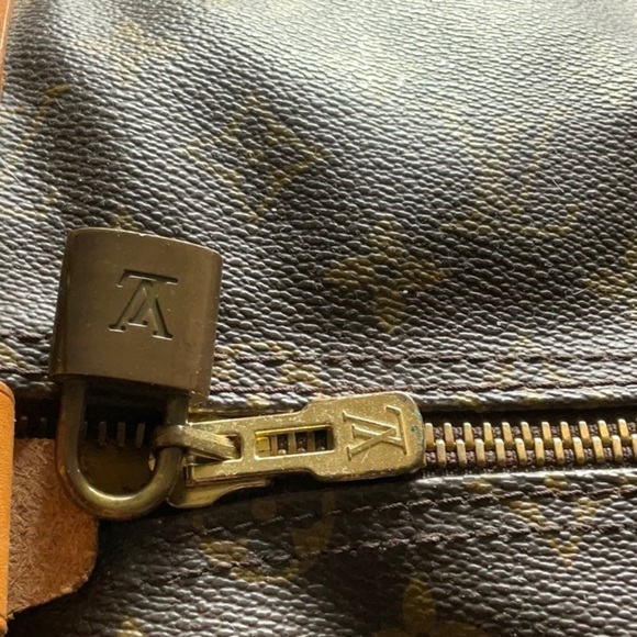 Louis Vuitton 55 Keepall 55 Monogram Top Handle Duffle Bag, beautiful condition - Picture 3 of 12